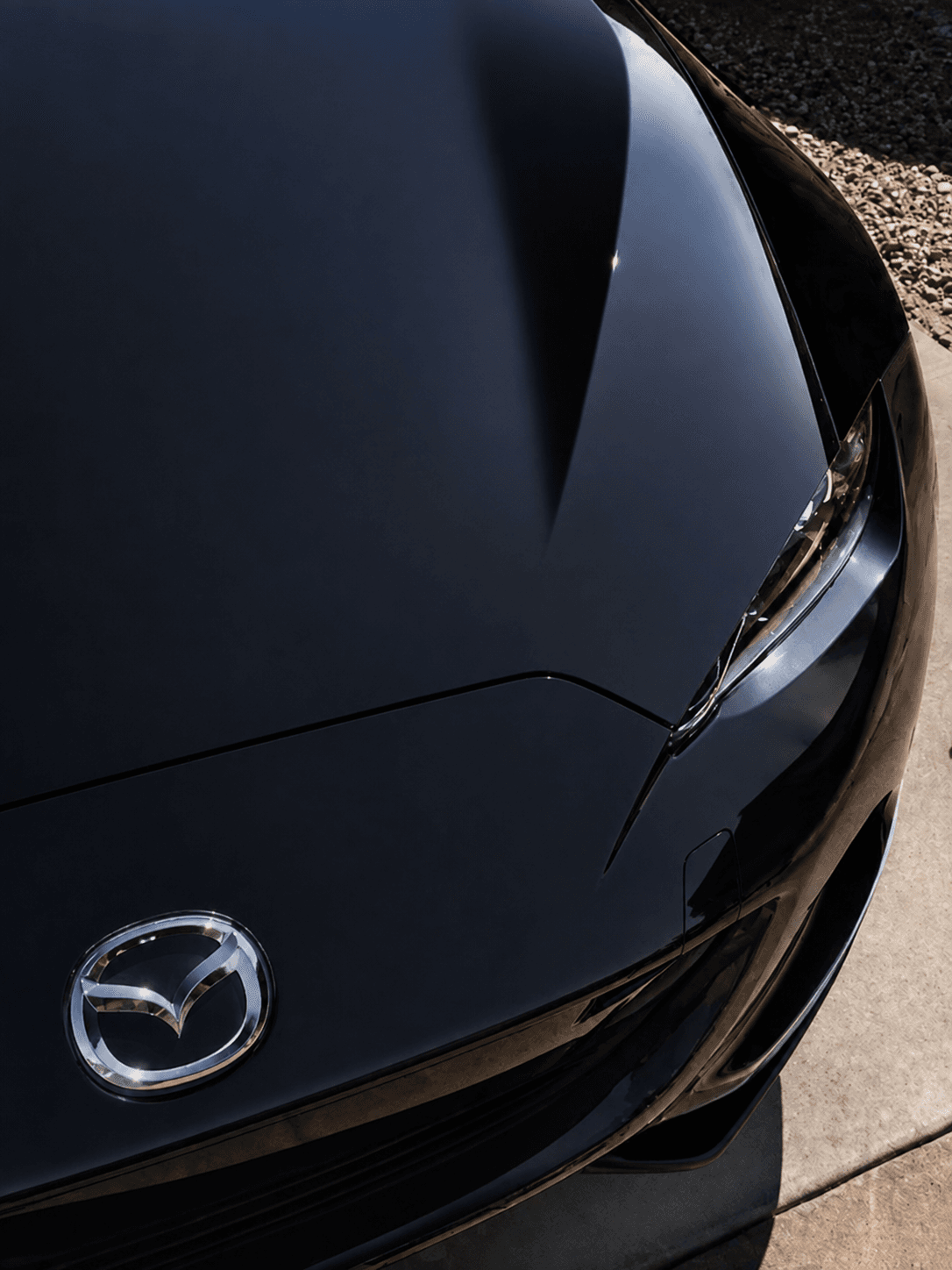 Mazda MX-5: quando la strada diventa divertimento